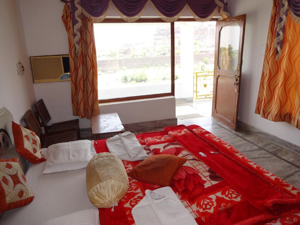 Hotel Fort View Orchha Eksteriør billede